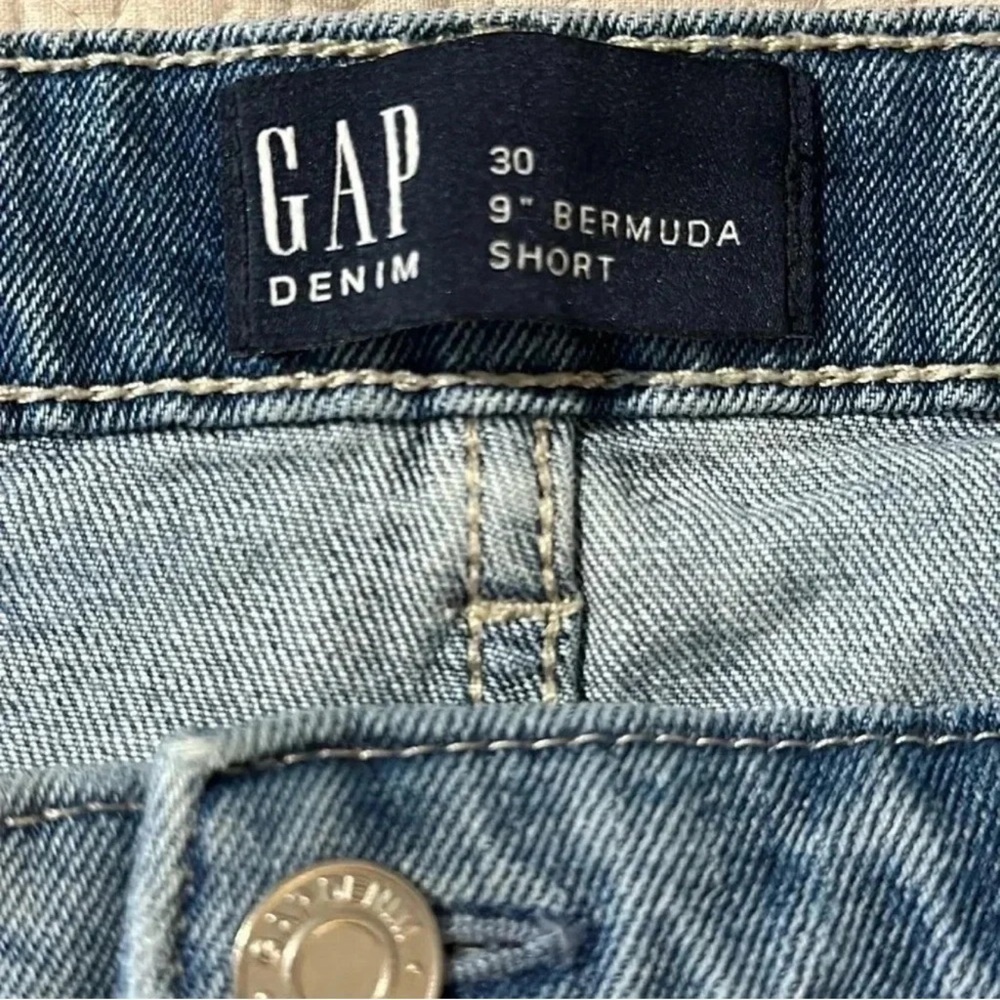 Gap Blue Denim Shorts Women’s Size 30 - Picture 3 of 4